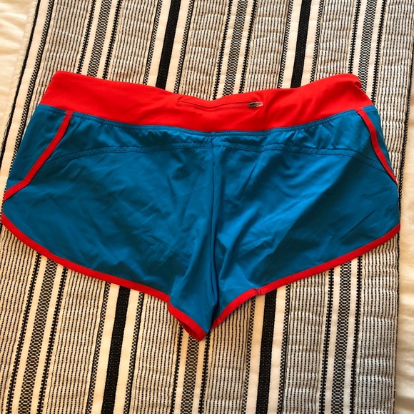Champion Workout/Running Shorts - Picture 3 of 3